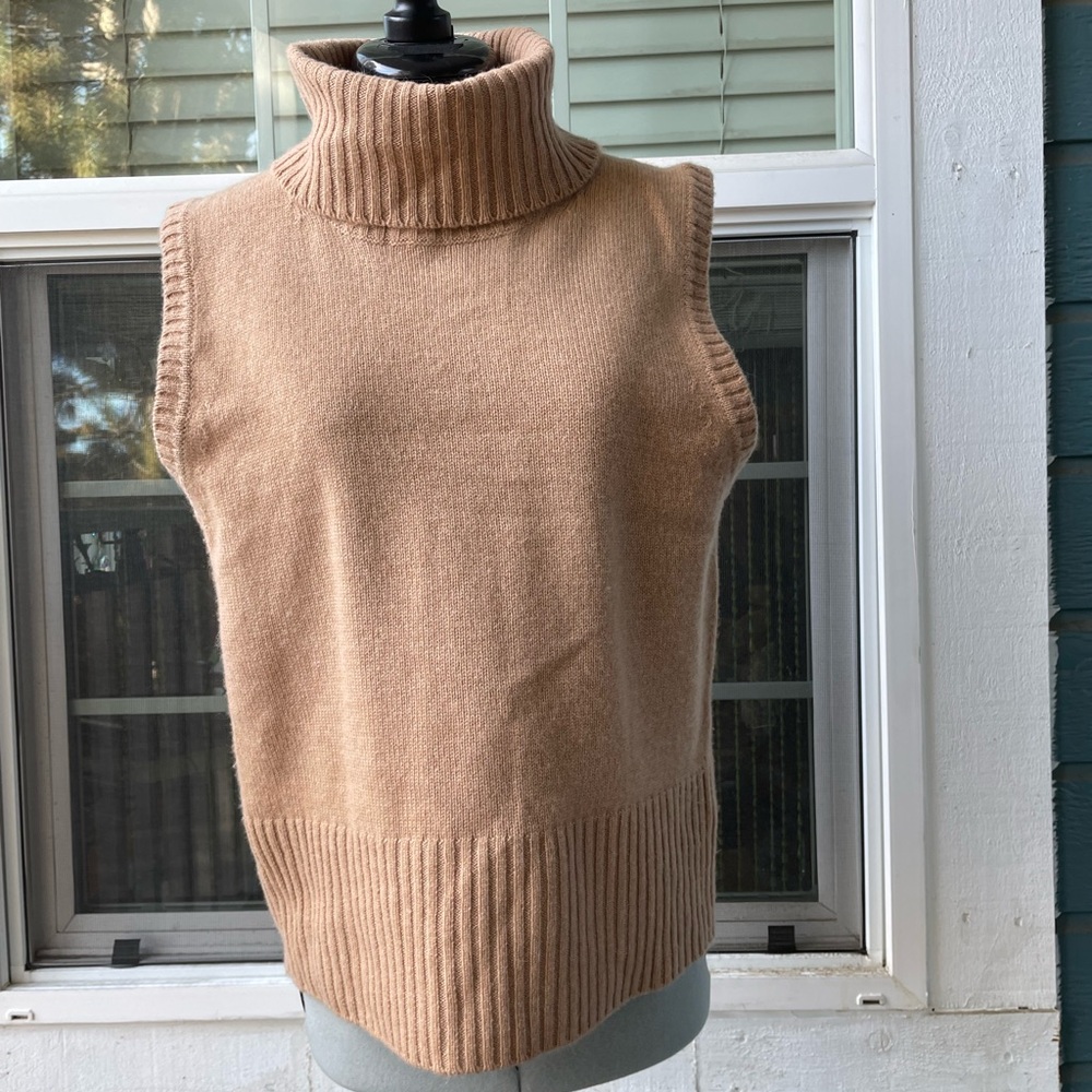 Veronica Beard Sleeveless Turtleneck Sweater Vest in Camel